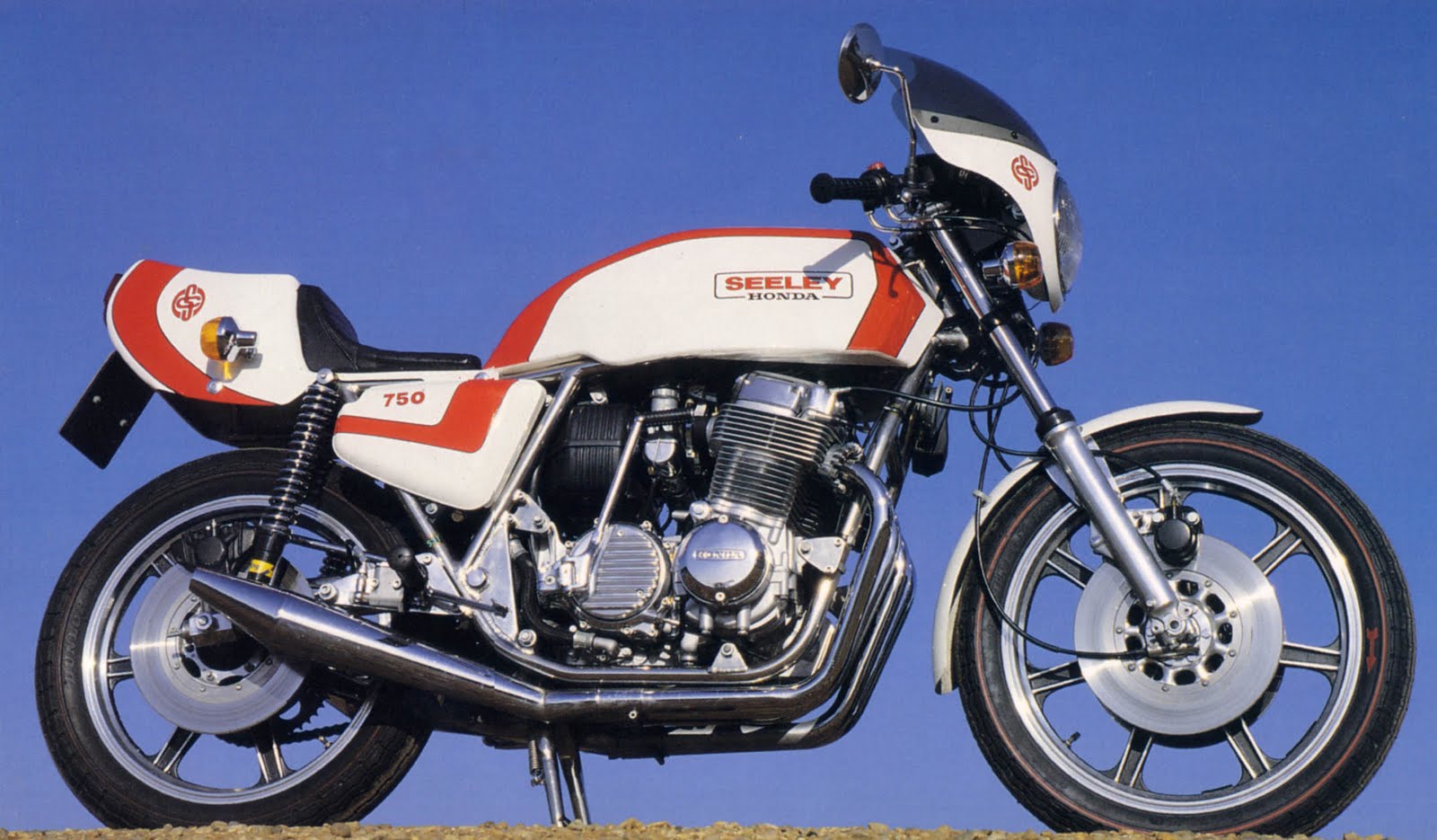 Cling on for dear life !!! The Seeley Racing CB750