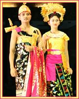 Pesona Pakaian Adat: Pakaian Adat Bali & Padang