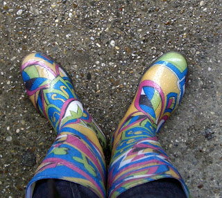 funky wellies (onemorehandbag)