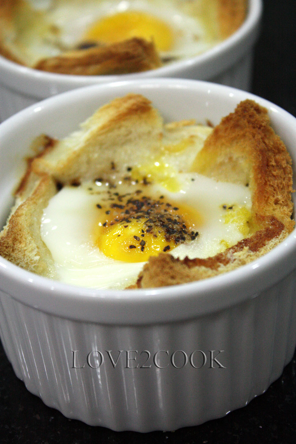 ♥...Simple Egg Benedict and my new Ramekins...♥