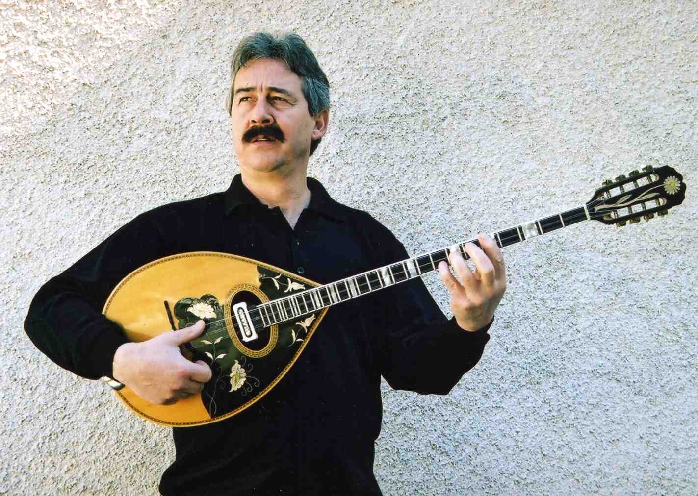 rebetikobiblio UN REBETE EN FRANCE