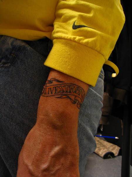 LiveSTRONG 10//2