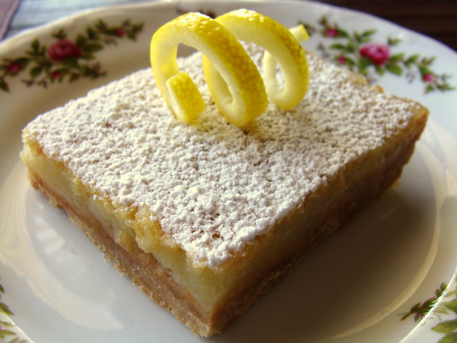 Luscious Lemon Bars Sugar Bananas!