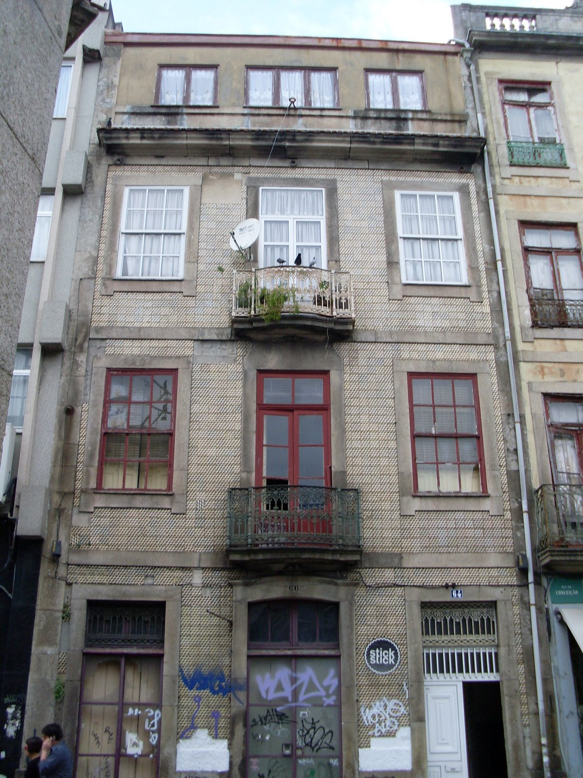 [SL371439.JPG]