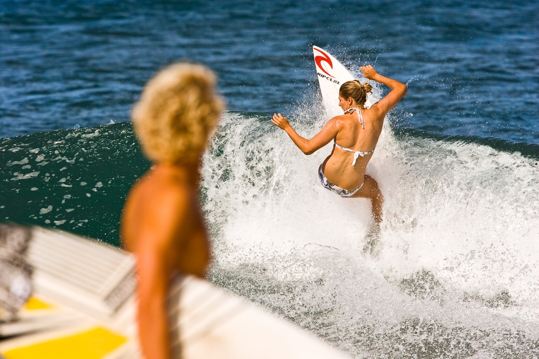 Vendredi 26 aout 2011: Friday's hot surfer chick StephanieGilmore@SPARKES%EF%80%A2RIPCURL