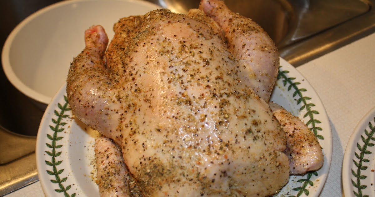 cooking a whole chicken on a big green egg