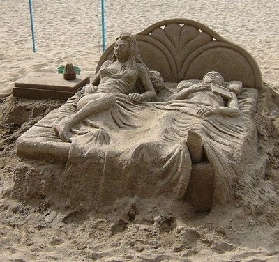 in-bed-couple-sand-sculpture.jpg