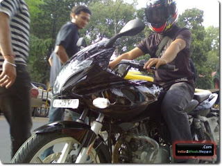 New+pulsar+220+speed+lines