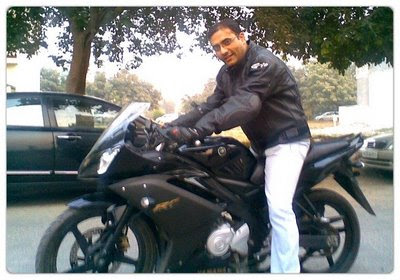 Sajal on the Yamaha R15
