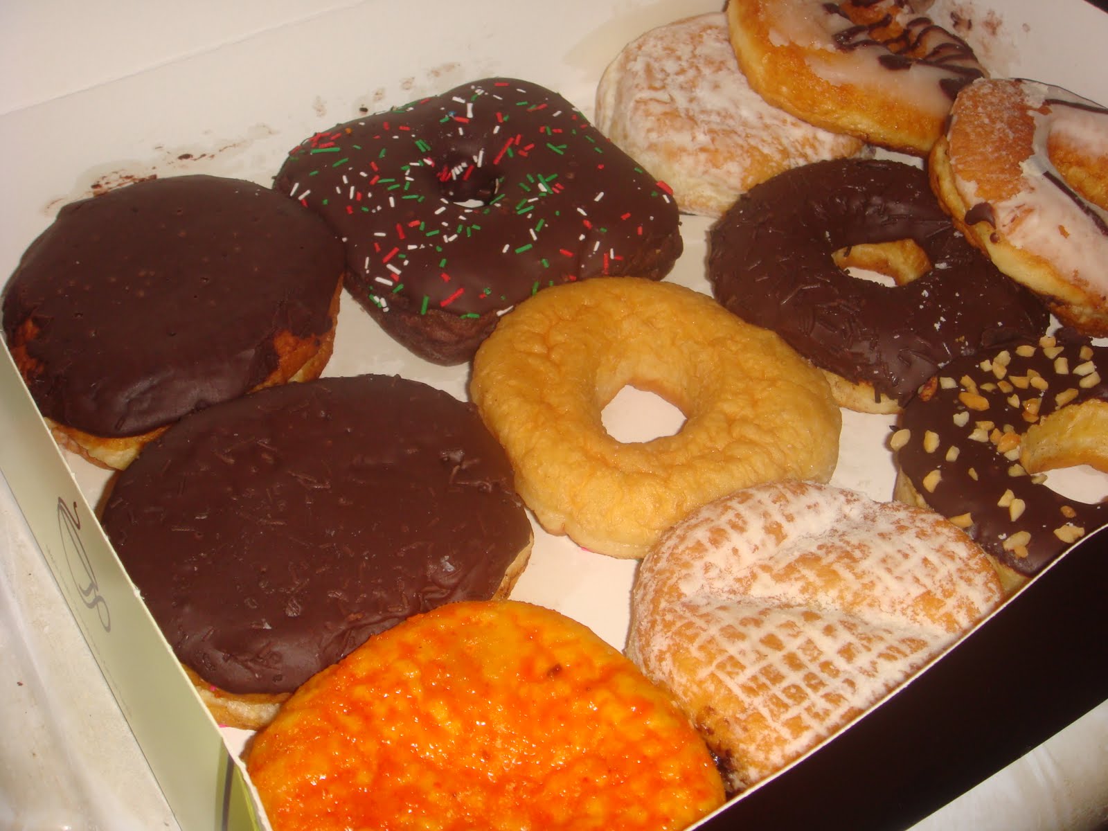 Kutsara at Tinidor Country Style Doughnuts