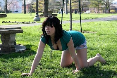 Hot Girl Hypnotized - Rene