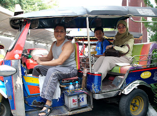 Tuk-tuk Taxi Ride 20 Bhat