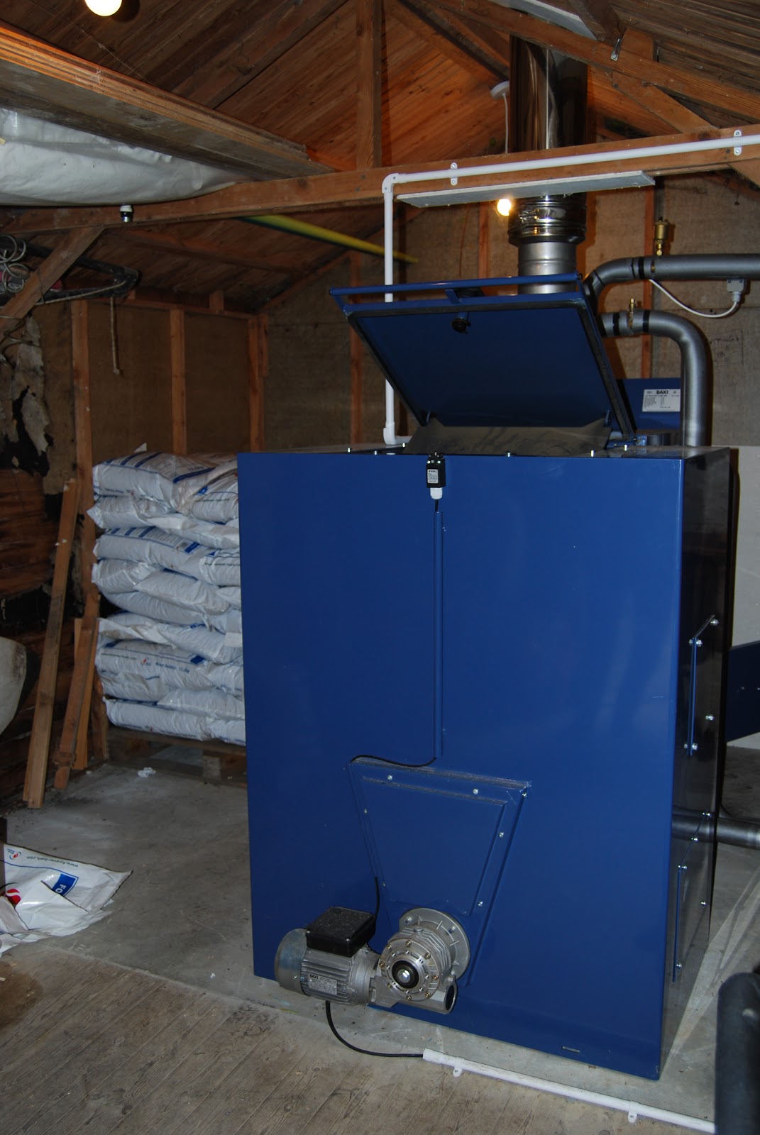 Stove Shop Renewables CASE STUDY Detached House with Detached Boiler Room