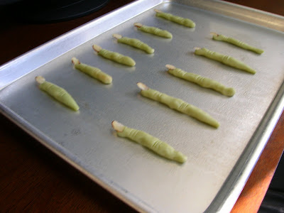 Halloween treat recipes witches fingers