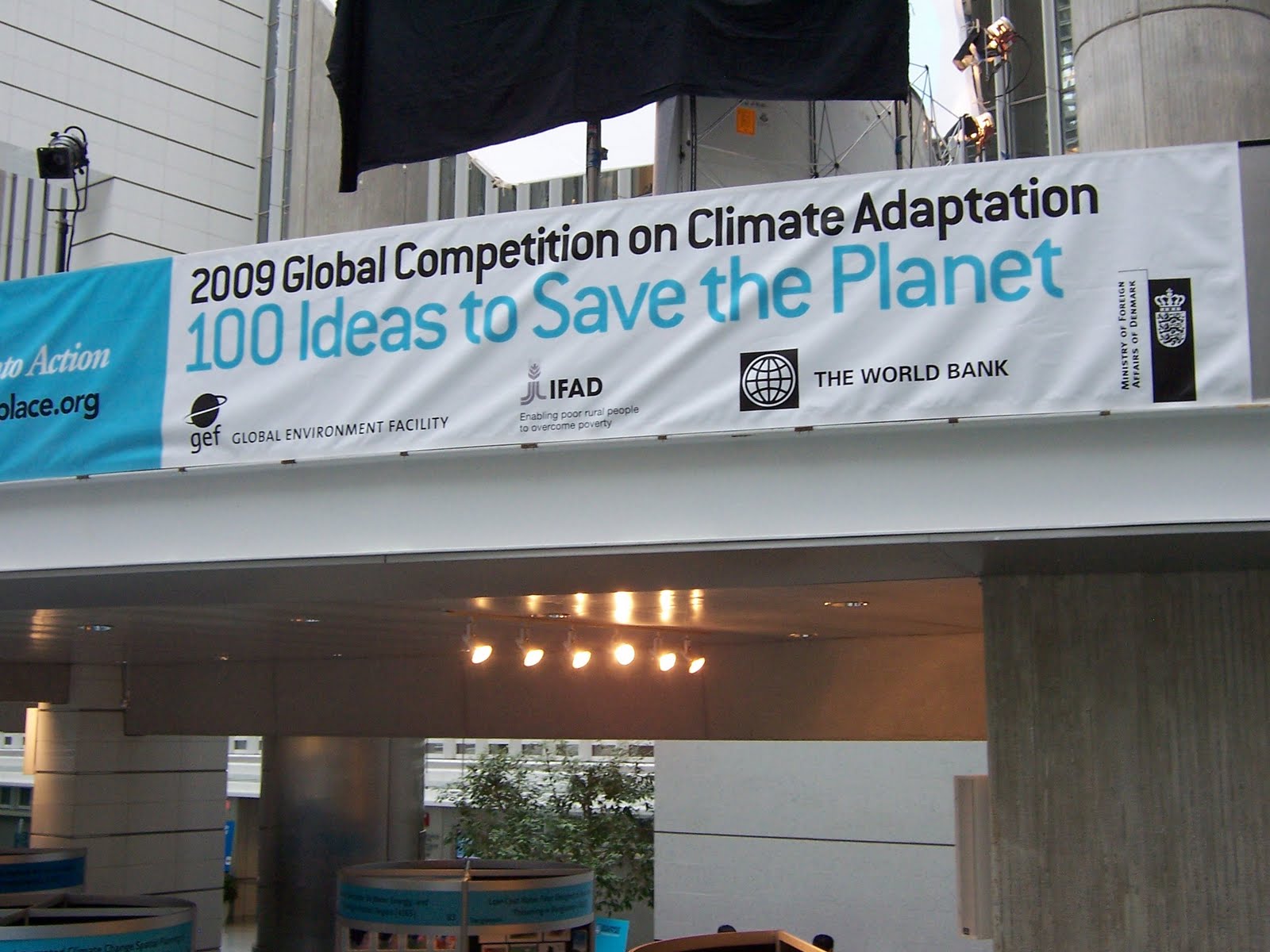 [2009+Development+Marketplace+Banner.jpg]