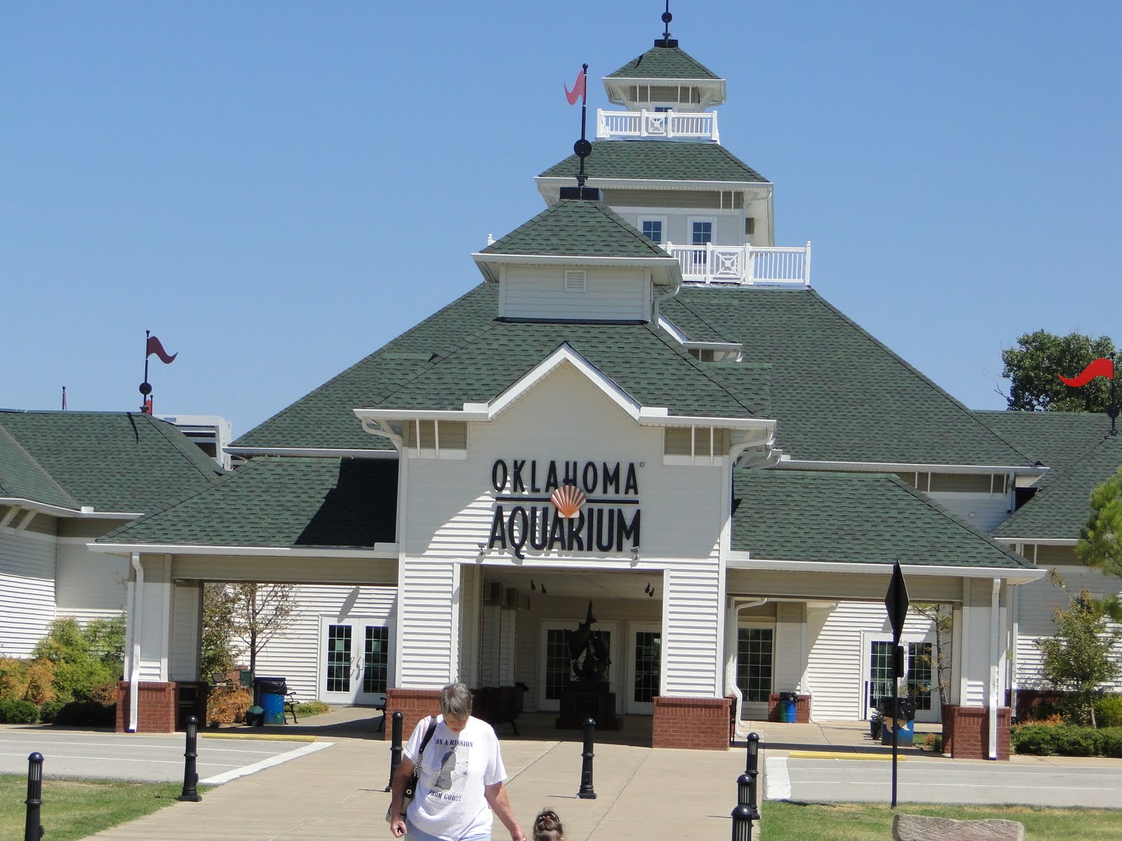 The McCaslin Family....Life as we know it! Oklahoma Aquarium