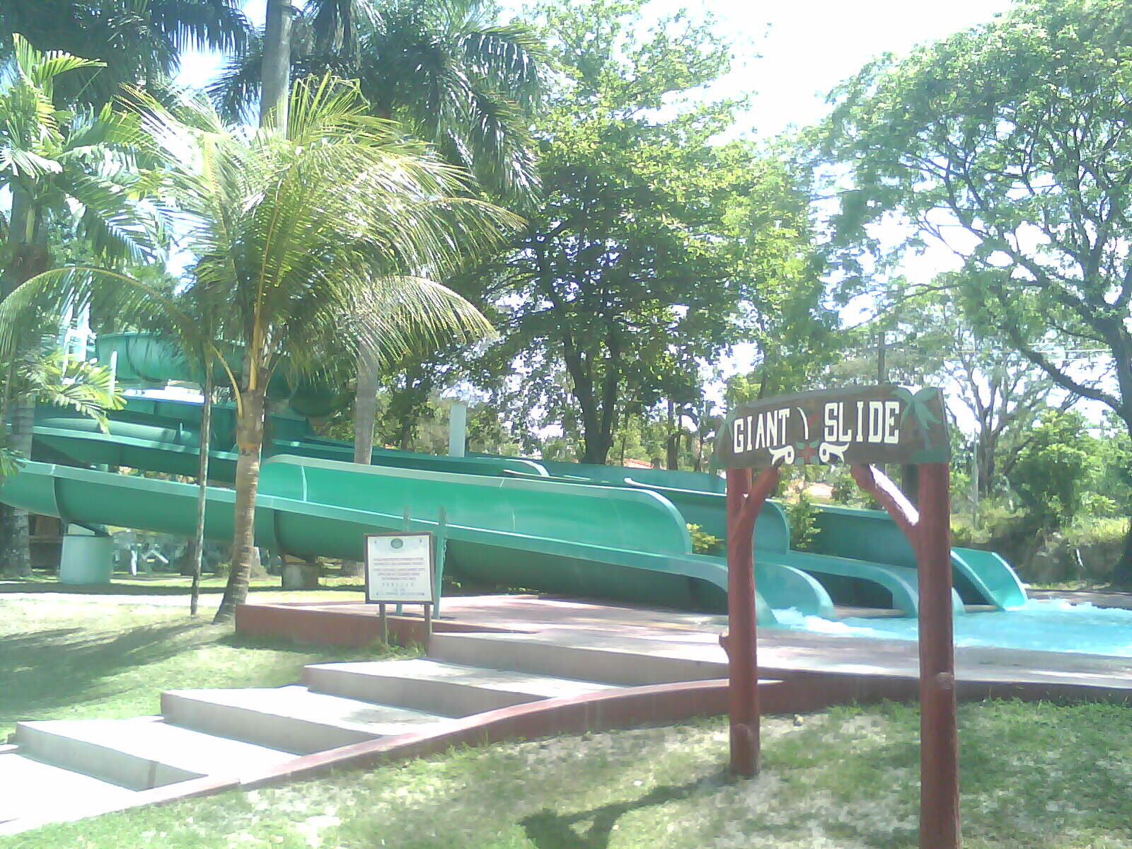 GOTTA LOVE LIFE! Fontana Water Park