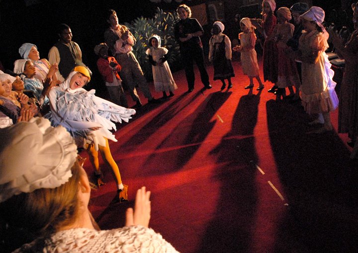[14a-theater.jpg]