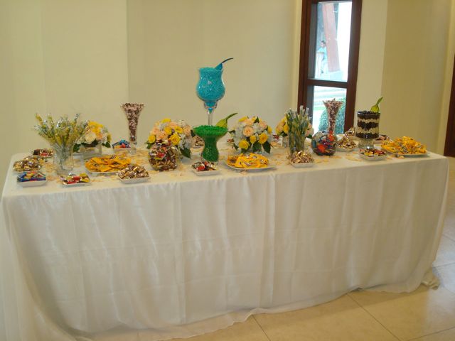 [candybuffet1.jpg]