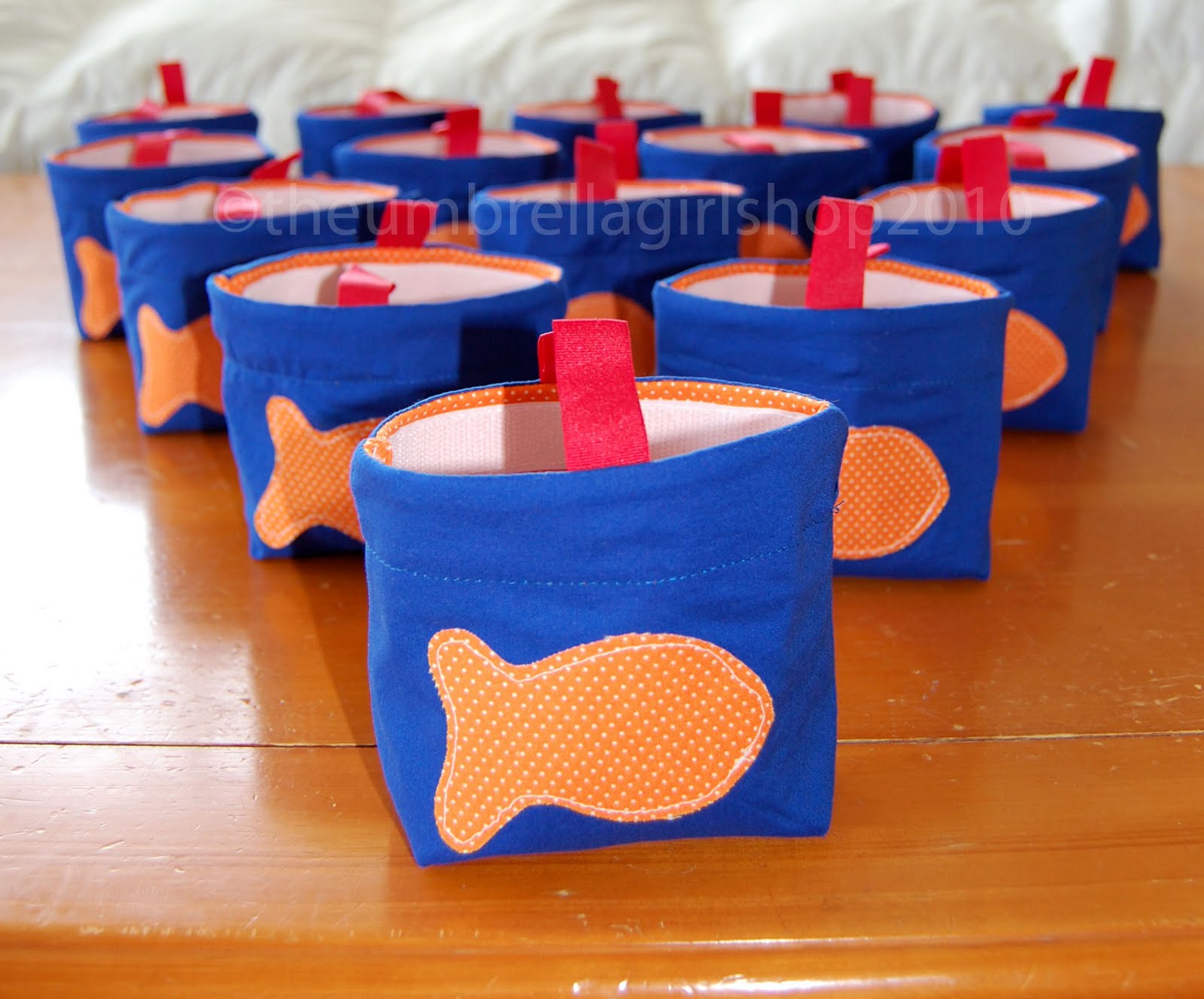 The Umbrella Girl 15 Goldfish Bags for a Birthday