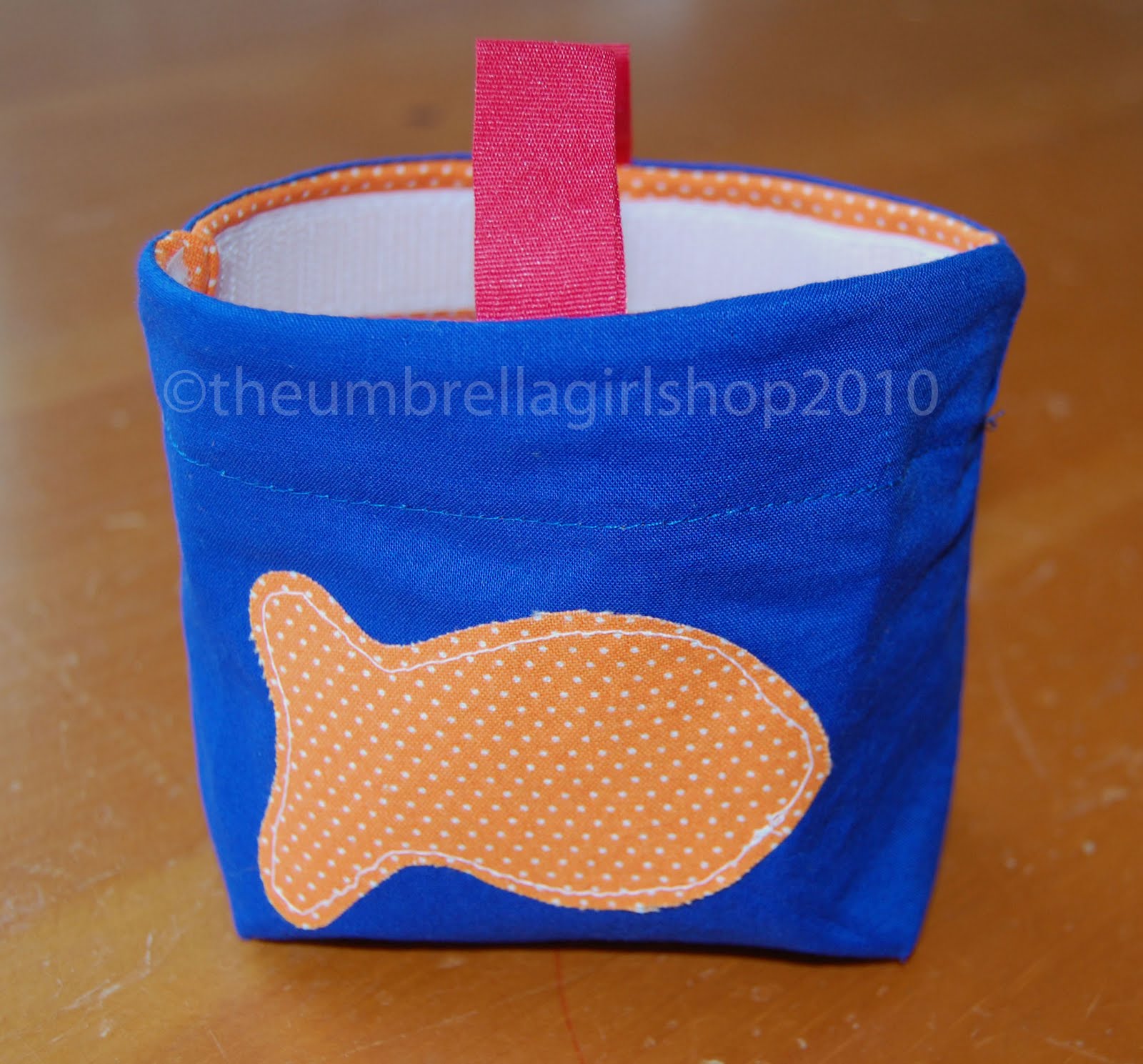 The Umbrella Girl 15 Goldfish Bags for a Birthday