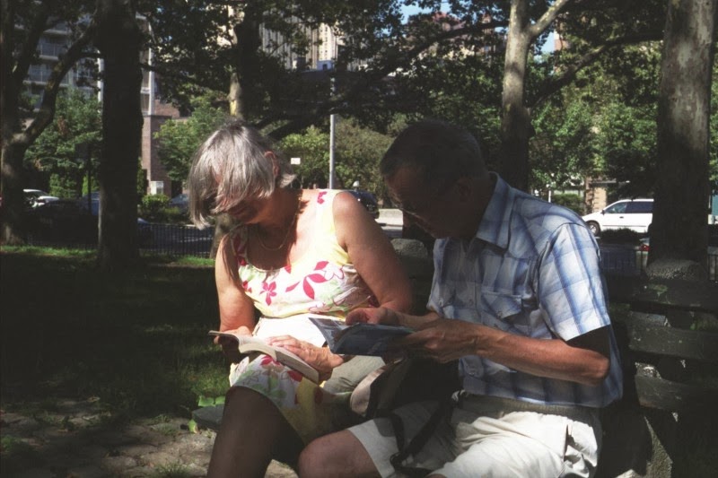 [tourists2]