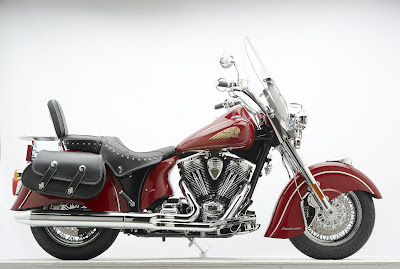 2010 Indian Chief Roadmaster red