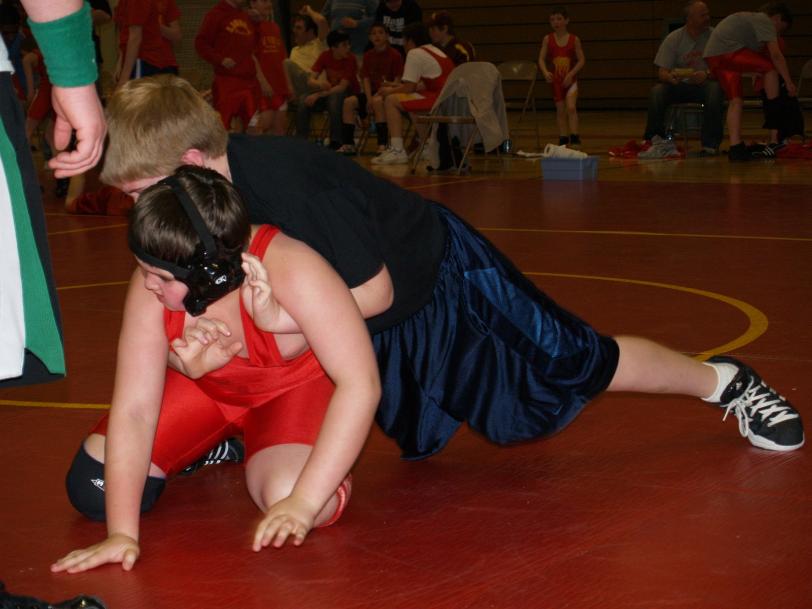 [wrestling_08001.JPG]