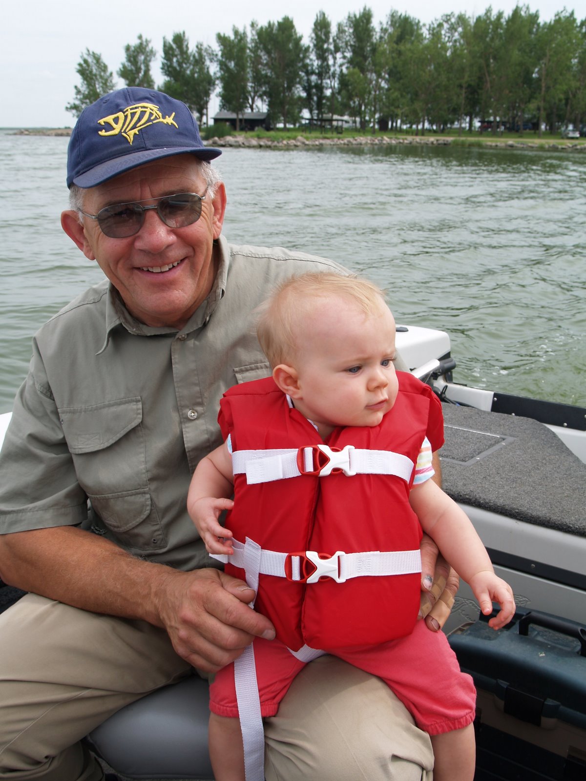 [gpa+boat+ridea.jpg]