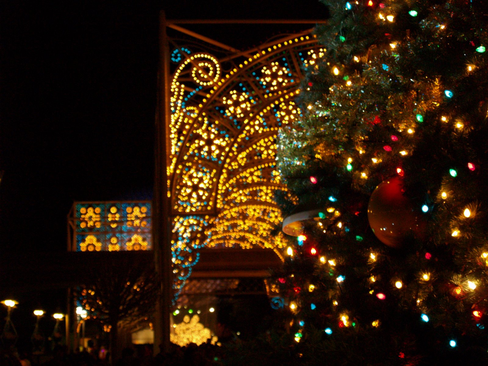 [Disney+08+069.jpg]