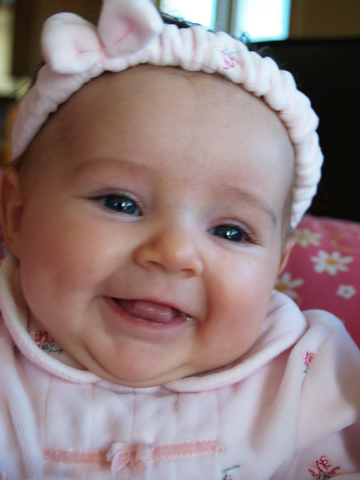 [anika_3months+007.jpg]