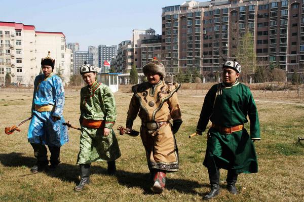 [Hanggai.jpg]