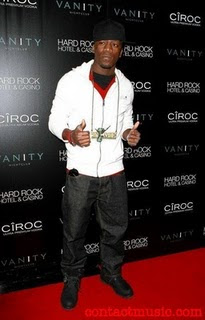 Iyaz Ft. Pill - Blow Up Iyaz Ft. Pill - Blow Up