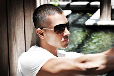 Jay Sean - Hit The Lights Lyrics + Letras + Lirik + Tekst + Text + 가사 + Testo + 歌詞 + Paroles + Source: Lyrics-Video-Music.blogspot.com + Video Music Song Lyrics Jay Sean - Hit The Lights