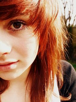 Gabrielle Aplin - Sugarglass Lyrics + Letras + Lirik + Tekst + Text + 가사 + Testo + 歌詞 + Paroles + Source: Lyrics-Video-Music.blogspot.com + Video Music Song Lyrics Gabrielle Aplin - Sugarglass