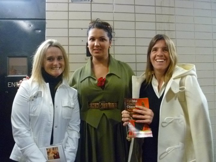 Anna Netrebko signing autographs at the stage door