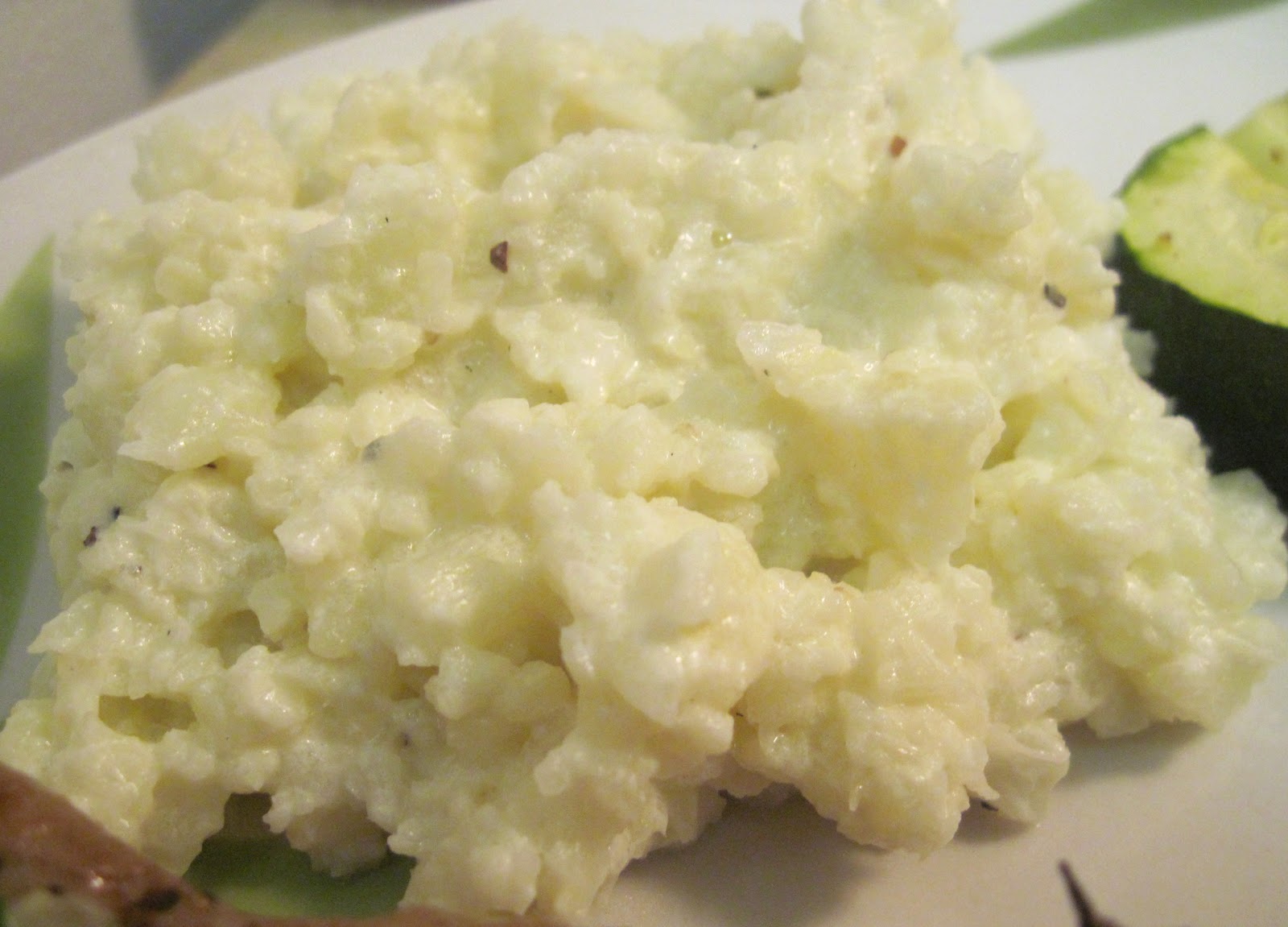 Luscious Low Carb Deluxe Mashed Cauliflower