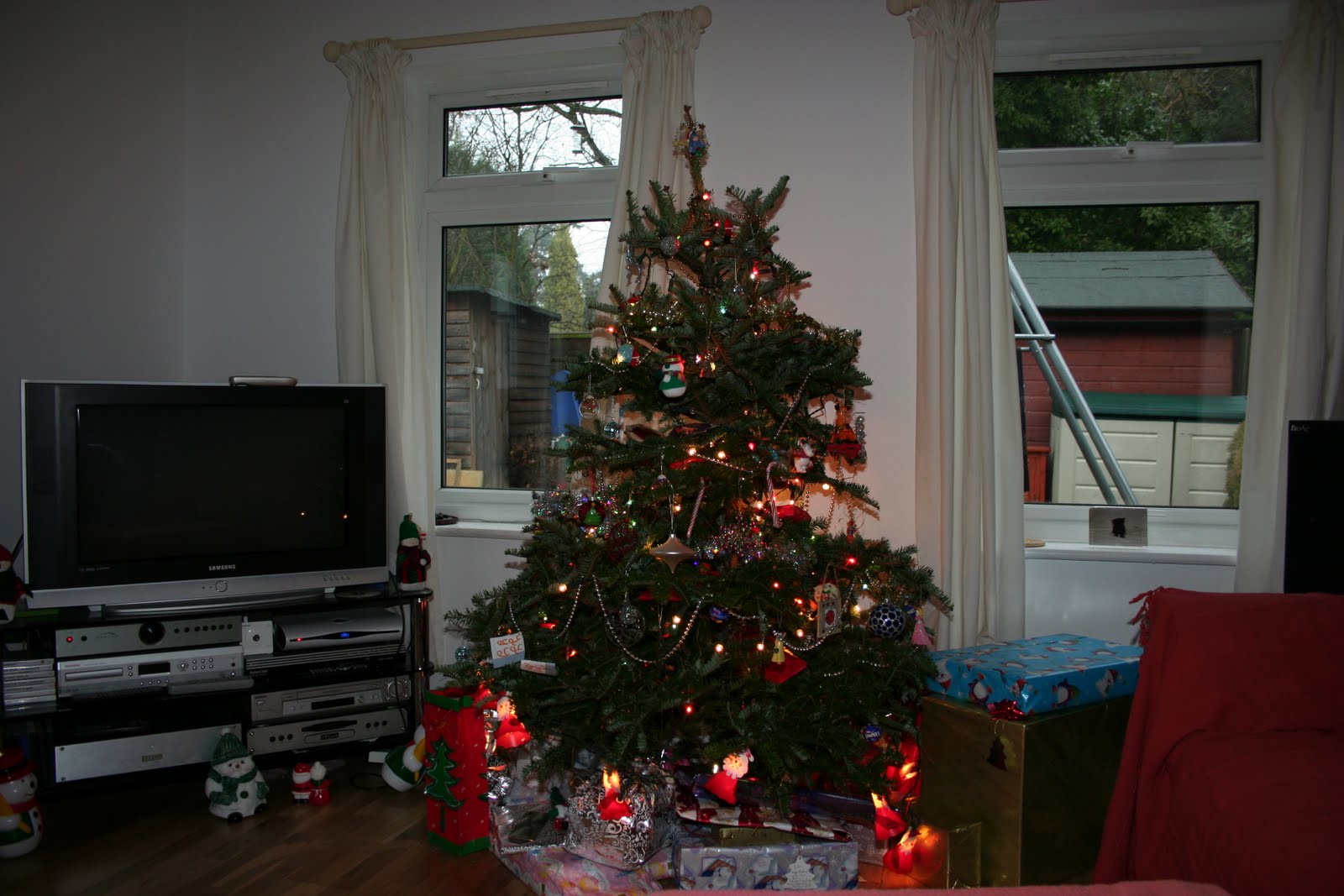 [IMG_2953.JPG]