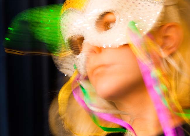 [girl-in-mask-original.jpg]