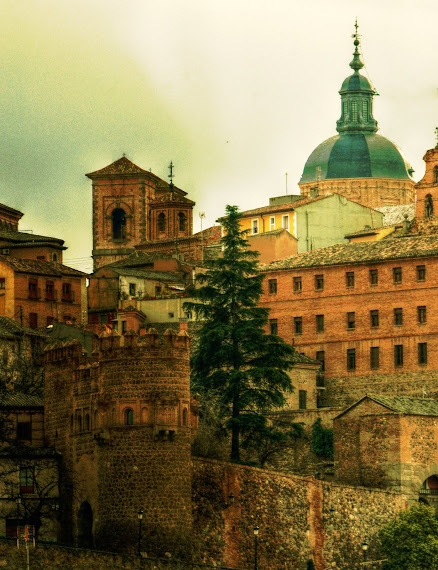 IGLESIA DE LOS JESUITAS Y PUERTA DEL SOL