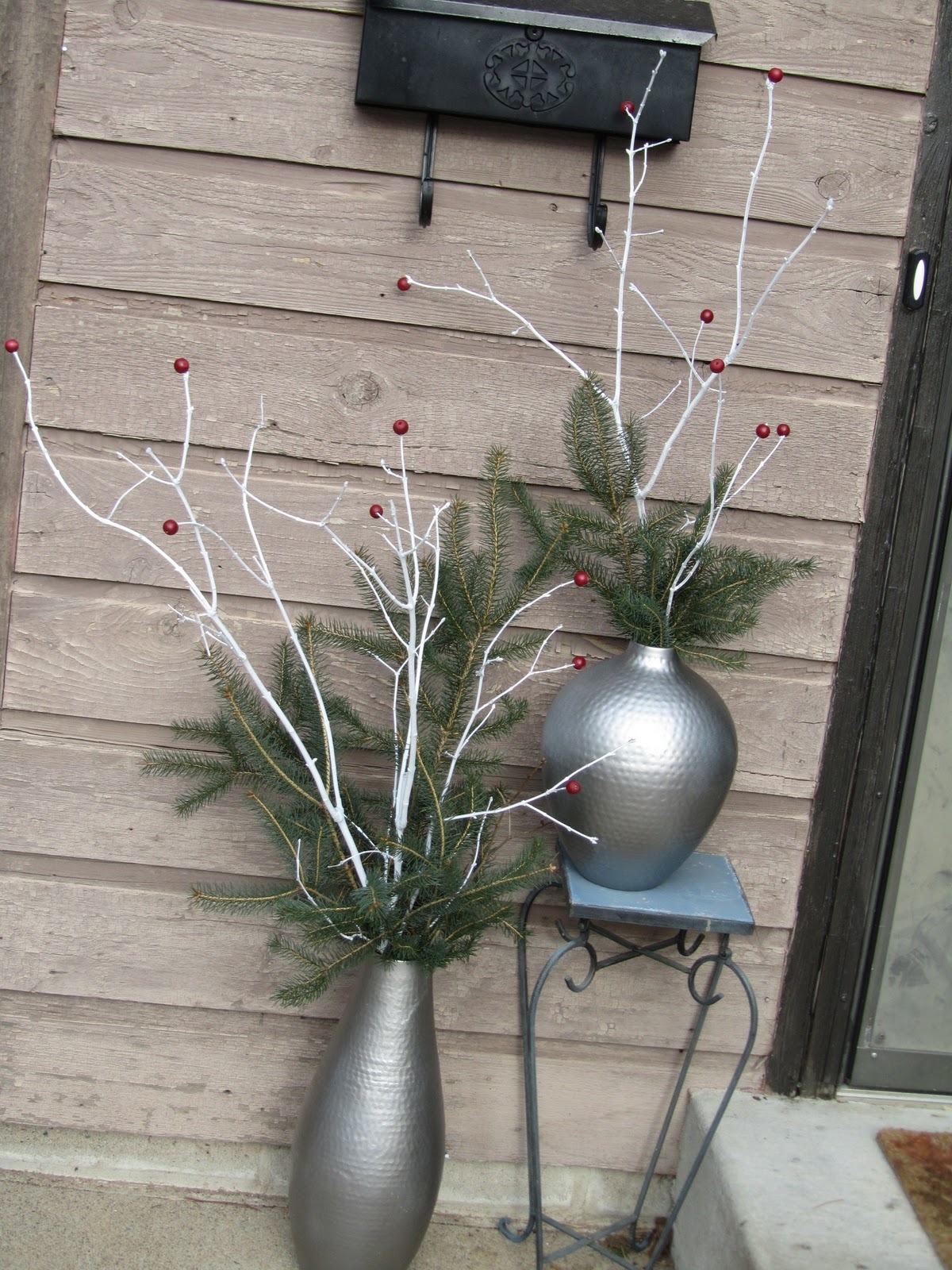 The Hand Me Down House More Outdoor Winter Decorations