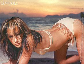 maggie q sexy