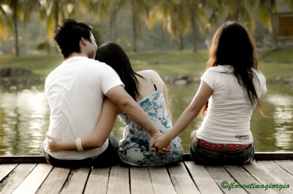 http://4.bp.blogspot.com/_YgUtmFlaVhY/TSsNyCaO_-I/AAAAAAAAAUI/KpqUveI5ZbE/s1600/curang.jpg