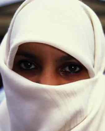[Muslim Woman1a.jpg]