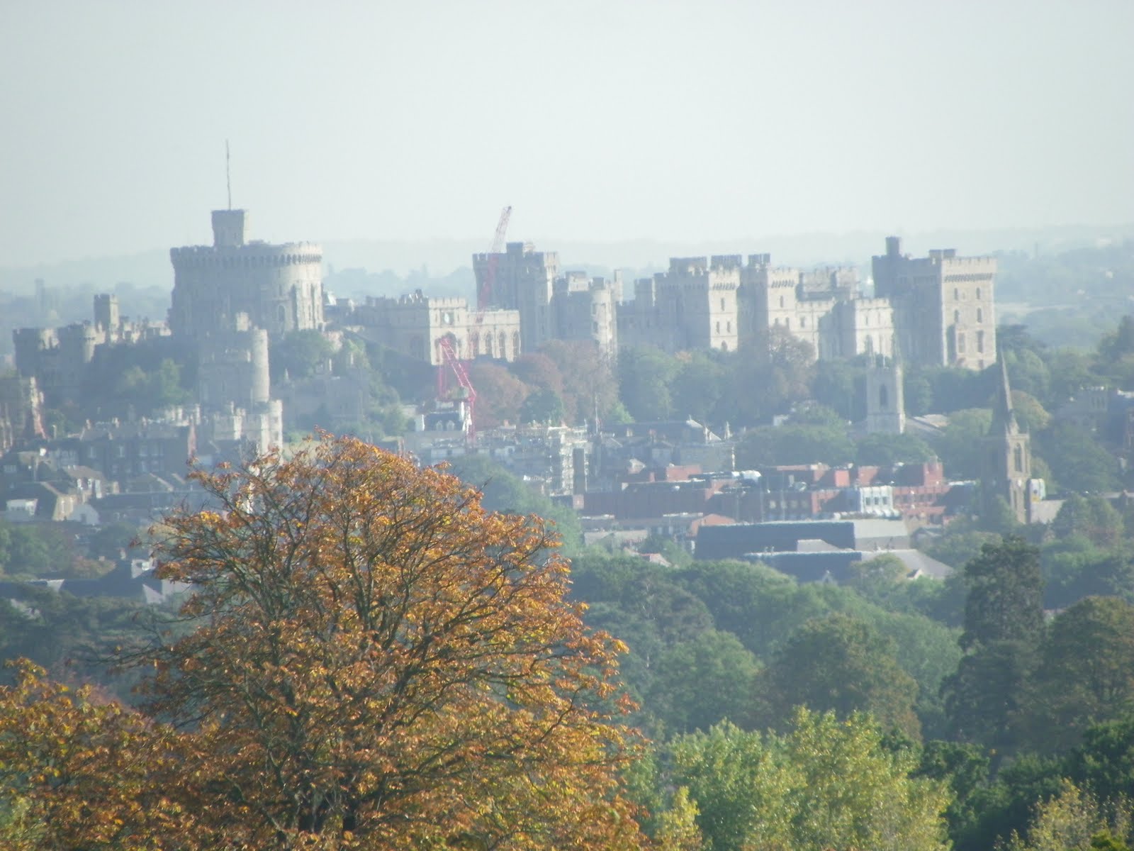 [Close+up+of+Windsor+Castle.JPG]