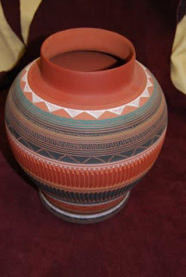A G V Store: Dine #39 Traditional Navajo Pottery / D 8 A G V Store: Dine #39 Traditional Navajo Pottery / D 8