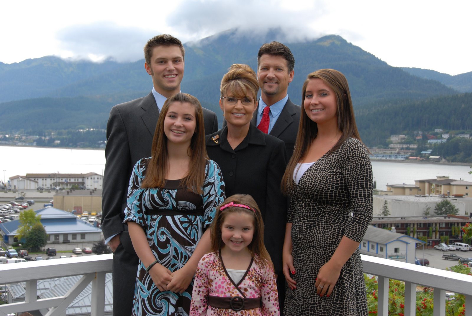 [Palin+Family.jpg]