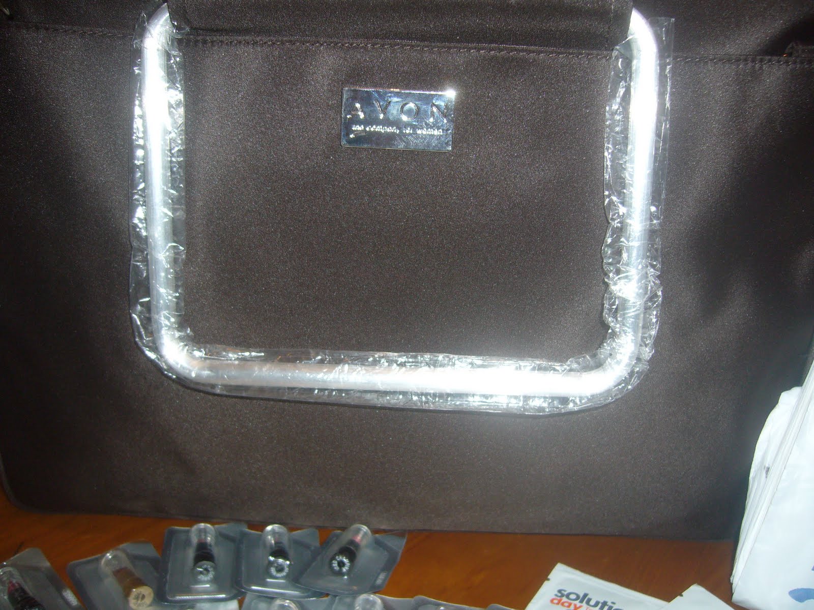 [kit+avon+009.JPG]