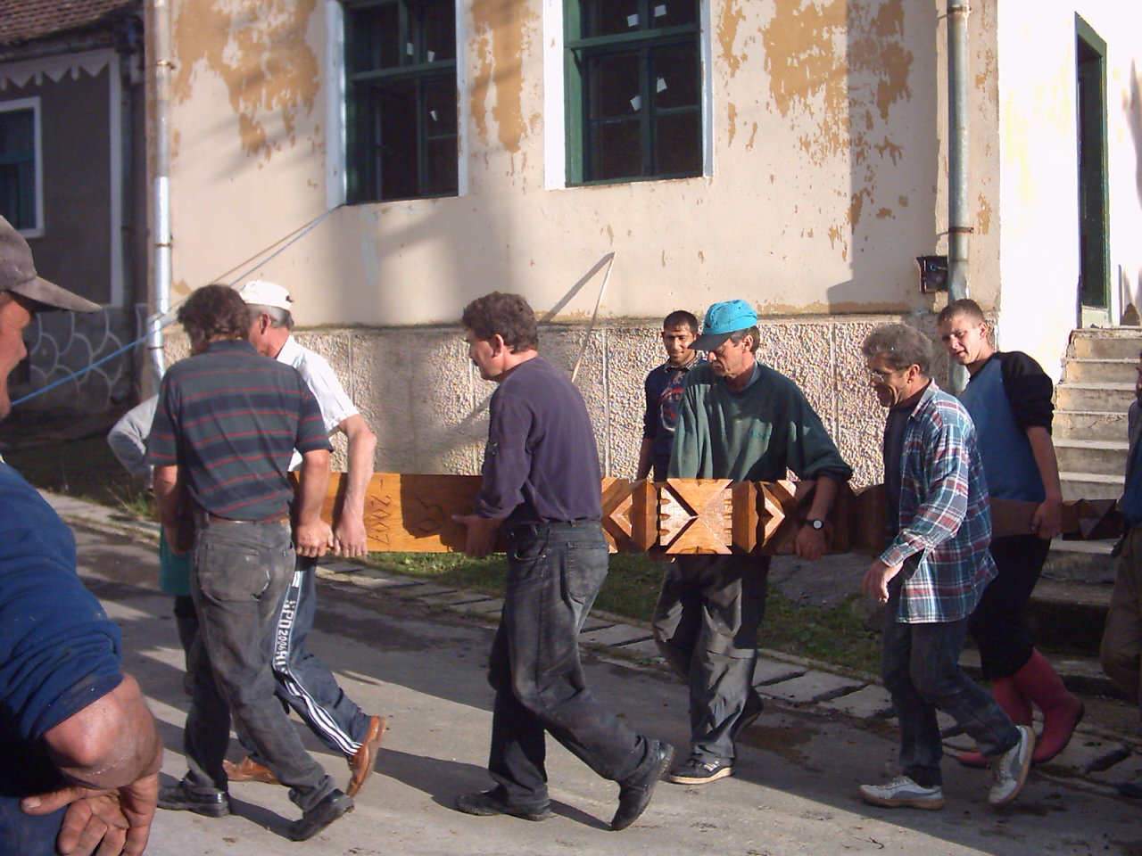 [IMG_0042.JPG]