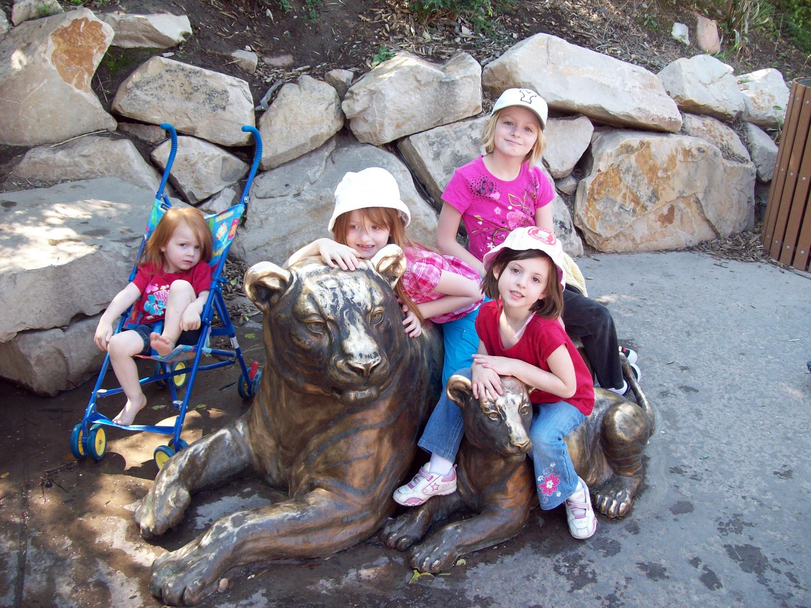 The Homeschool Experiment Field Trip to the Zoo